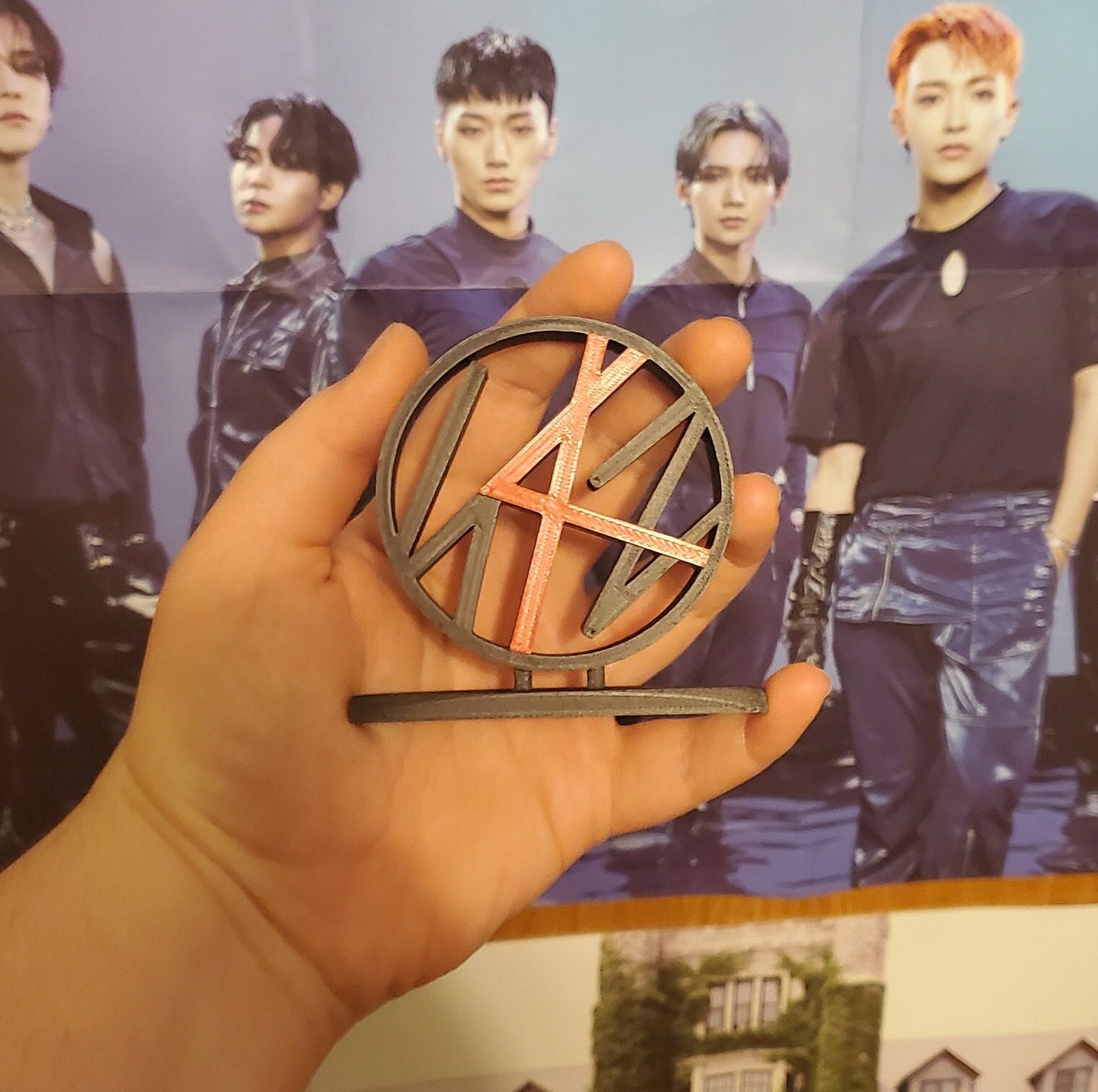 Stray Kids Standee