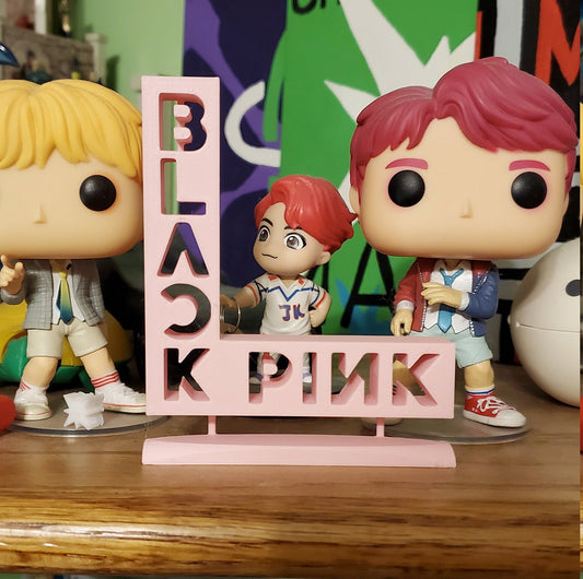BLACKPINK Standee