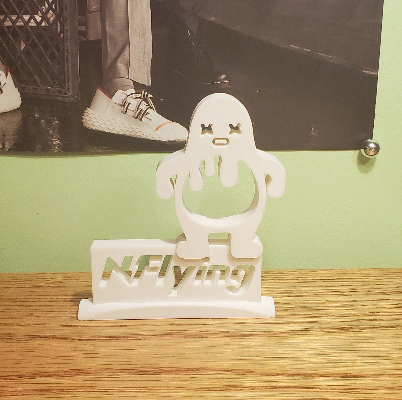 N.Flying Standee