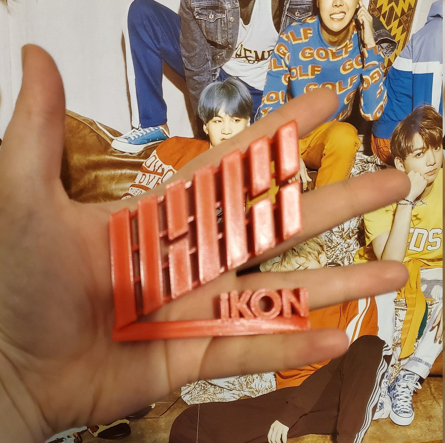 iKON Standee