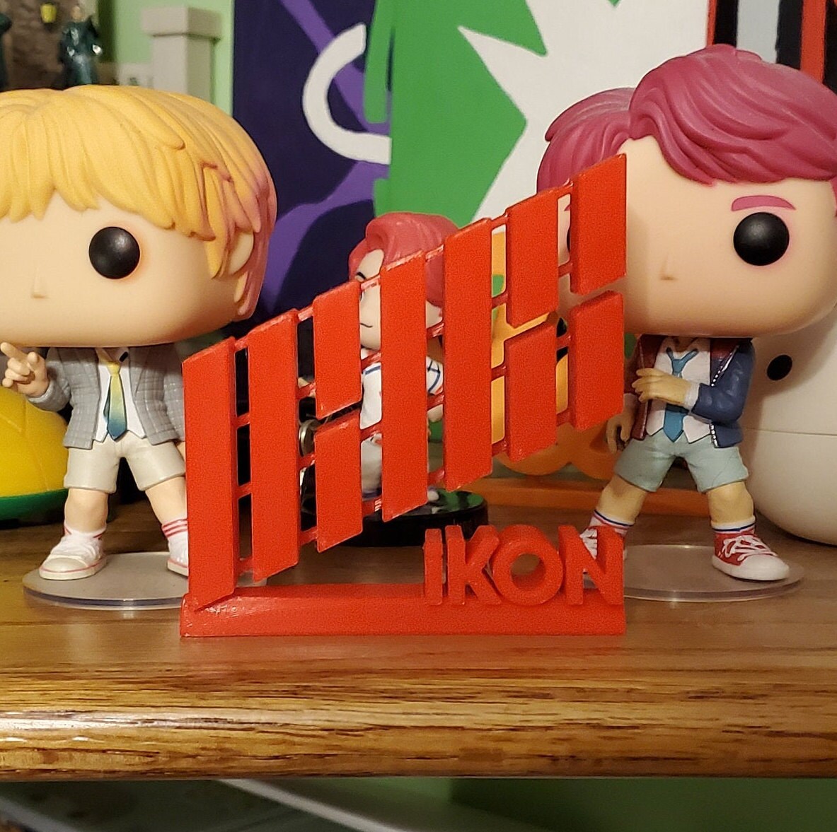 iKON Standee