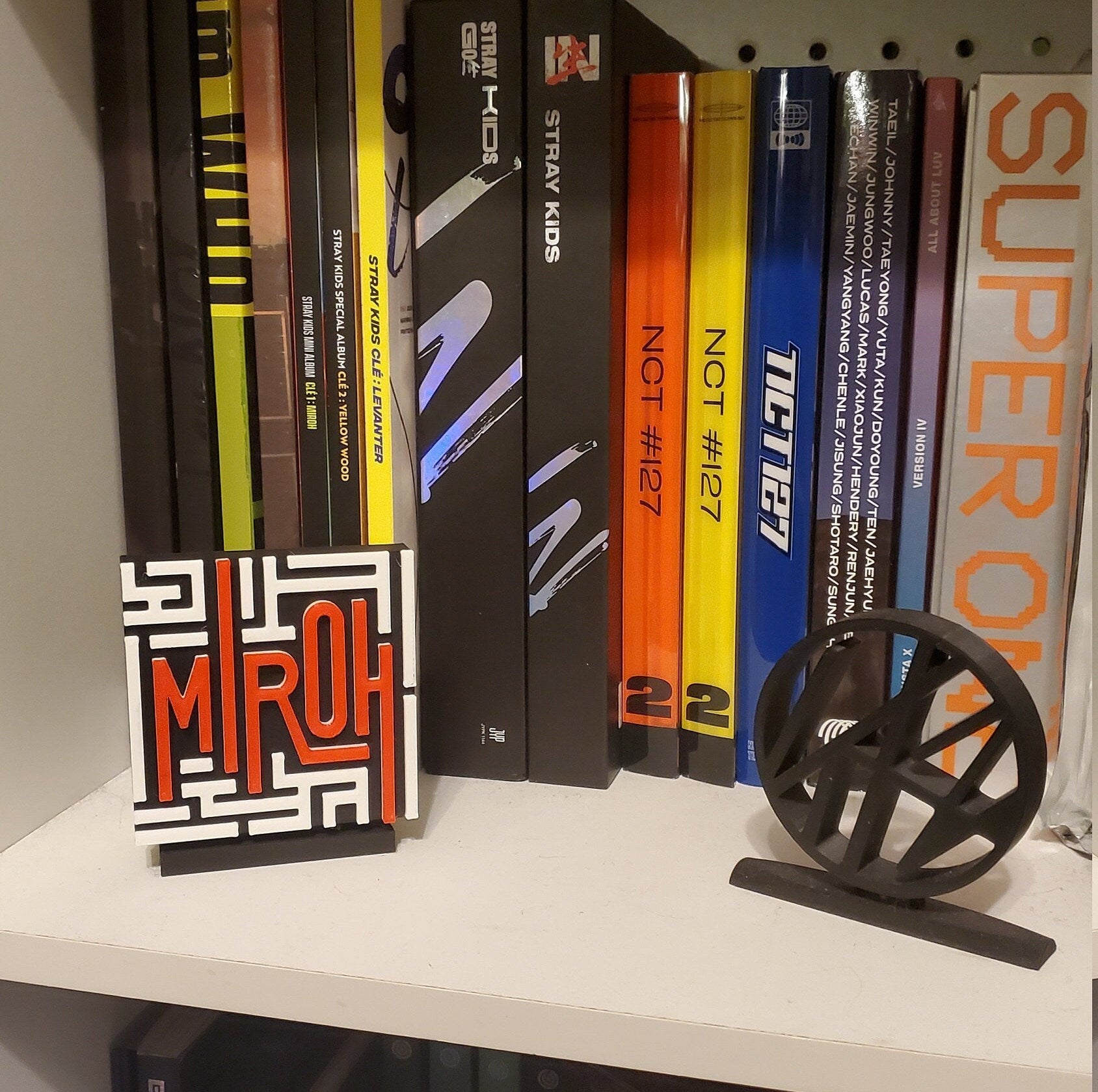 Stray Kids Miroh Standee