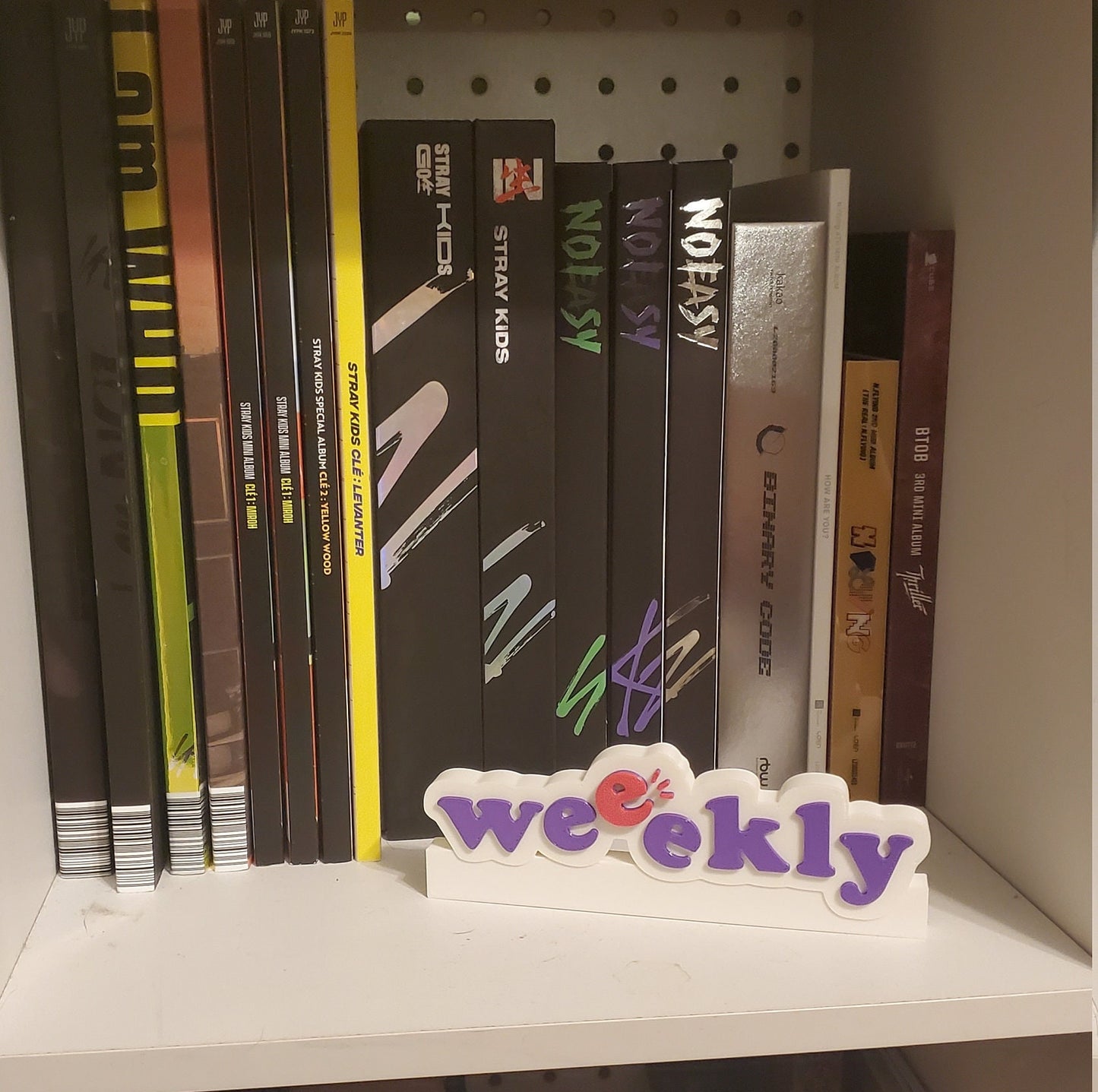Weeekly Standee