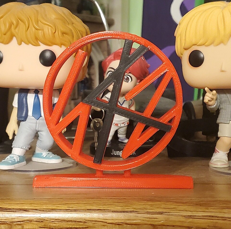 Stray Kids Standee