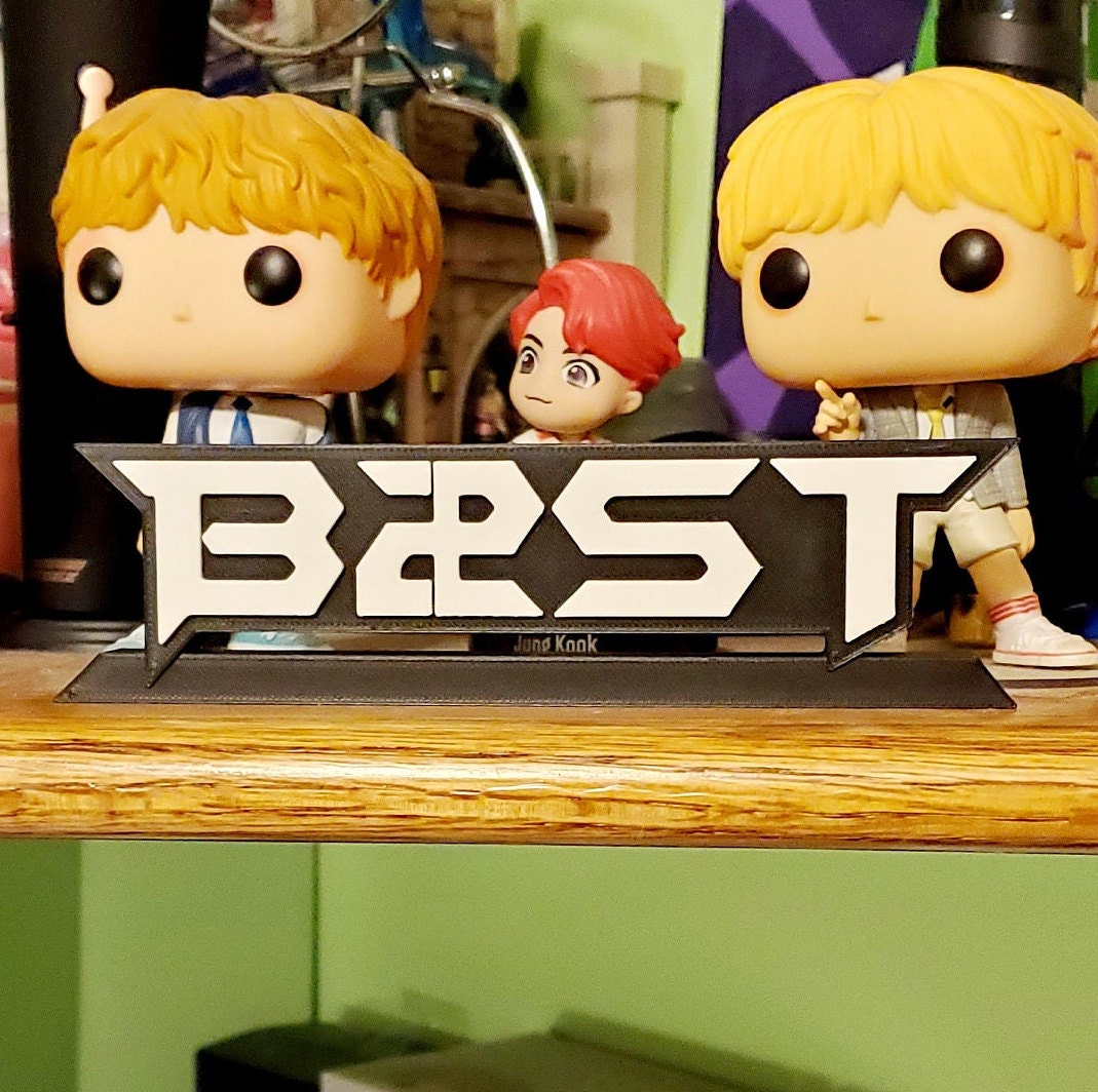 B2ST Beast (Highlight) Standee