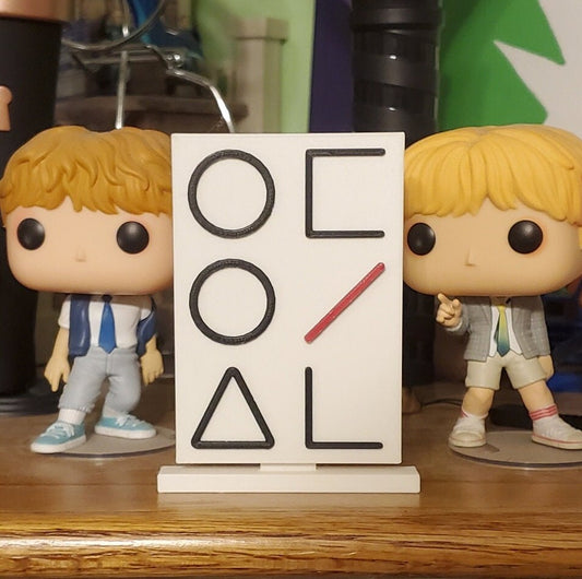 Loona Standee