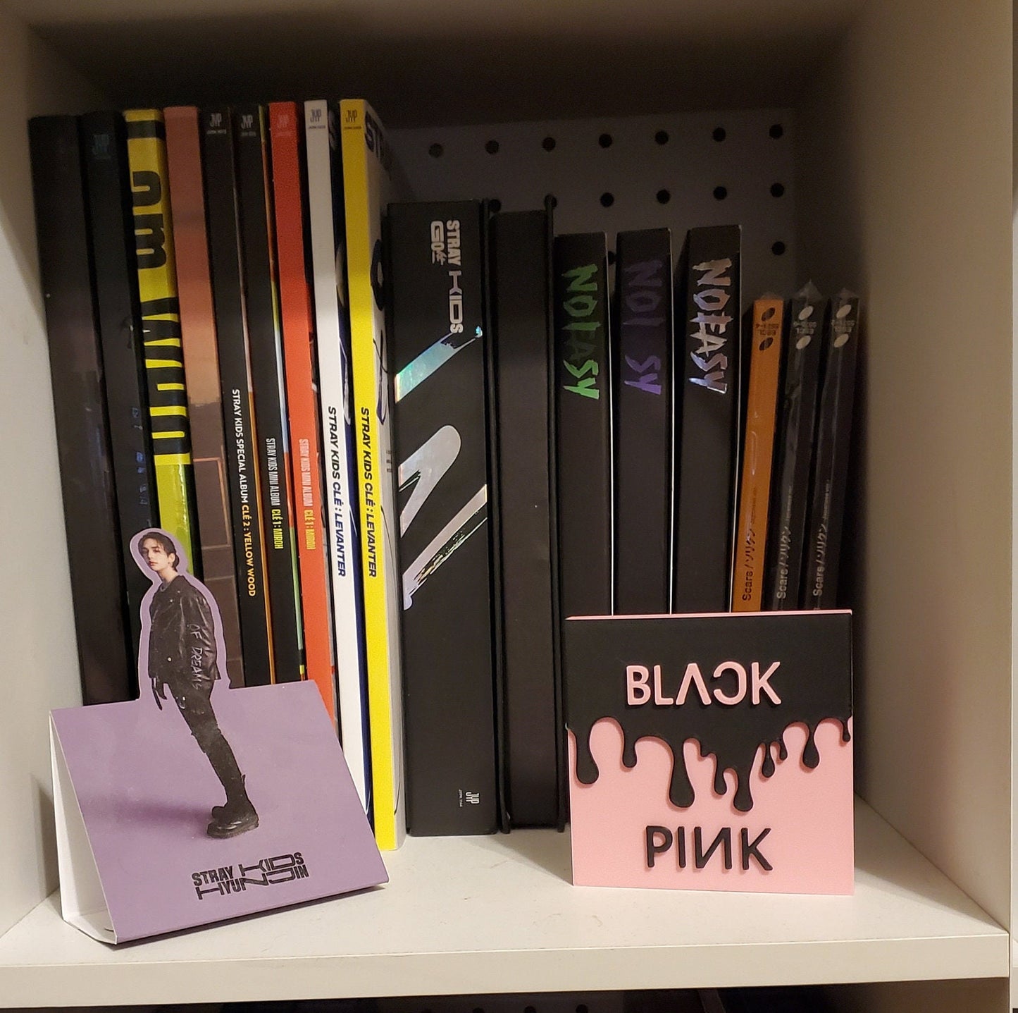 BLACKPINK Standee