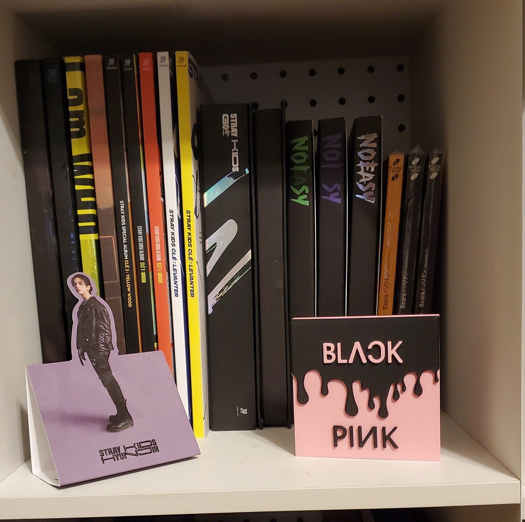 BLACKPINK Standee