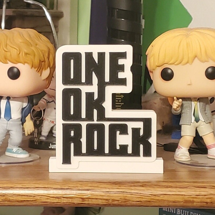 ONE OK ROCK Standee