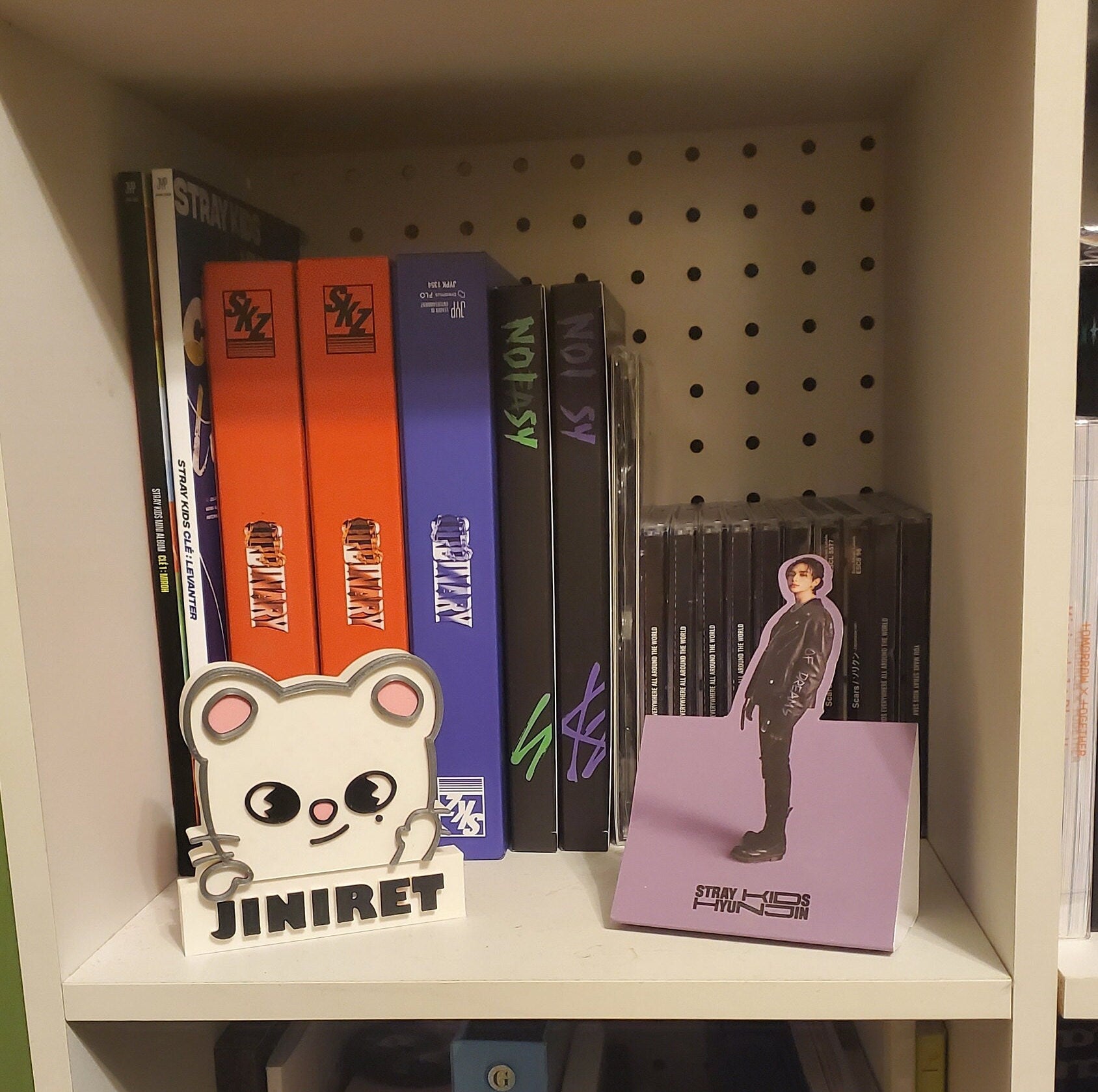 Stray Kids Jiniret Standee