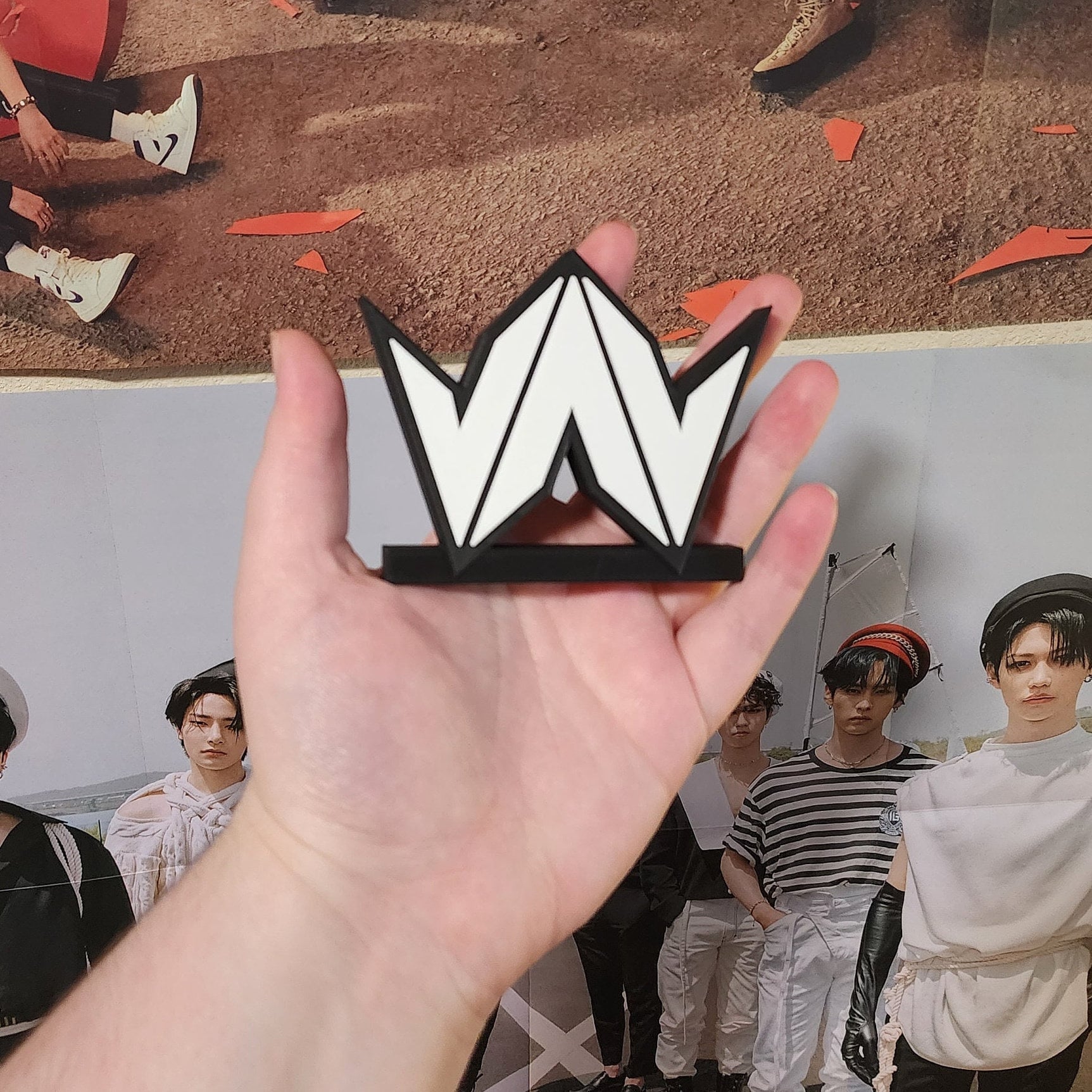 VAV Standee