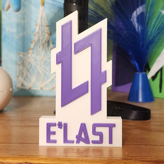 E'LAST Standee