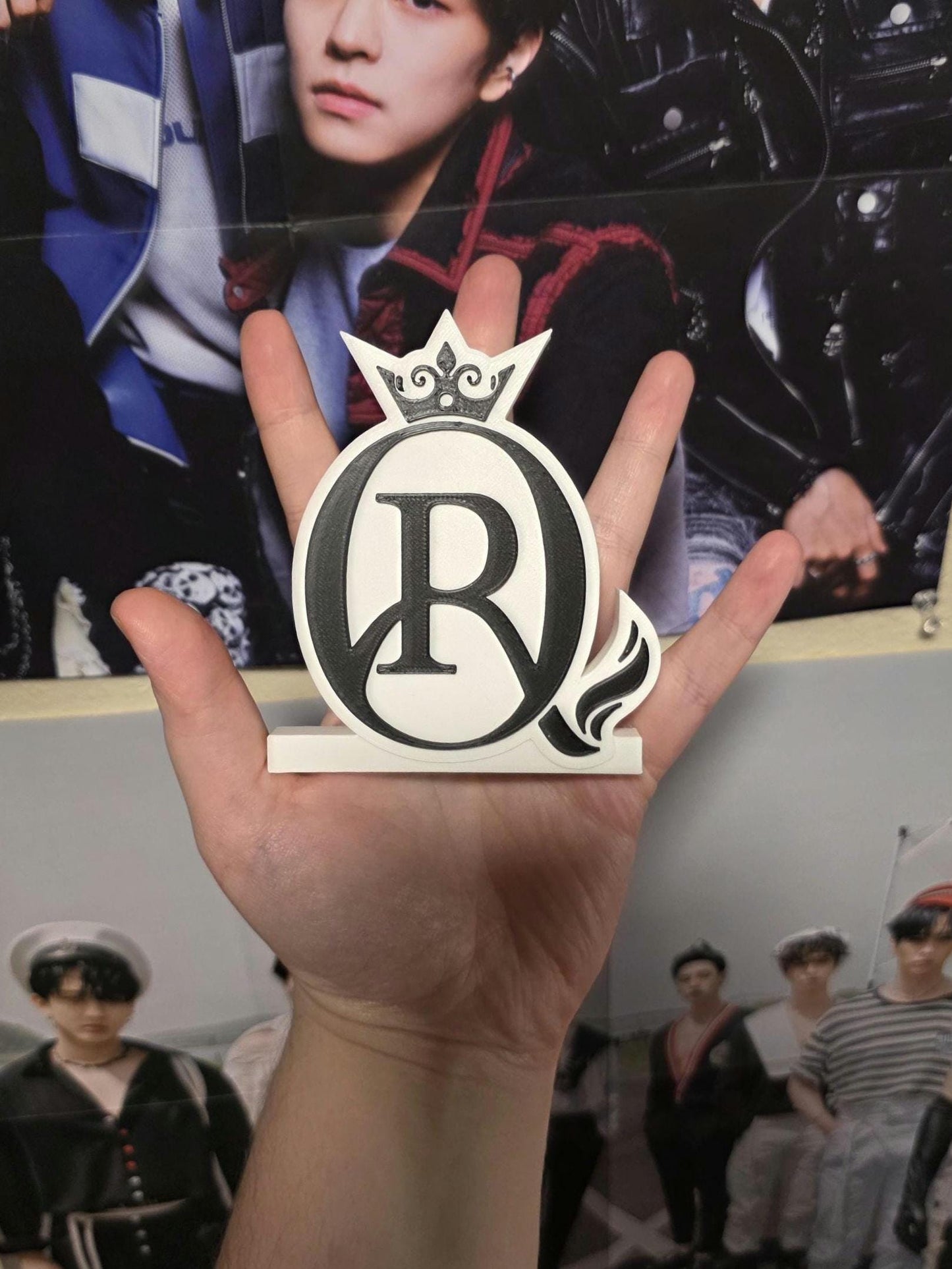 Rolling Quartz Standee