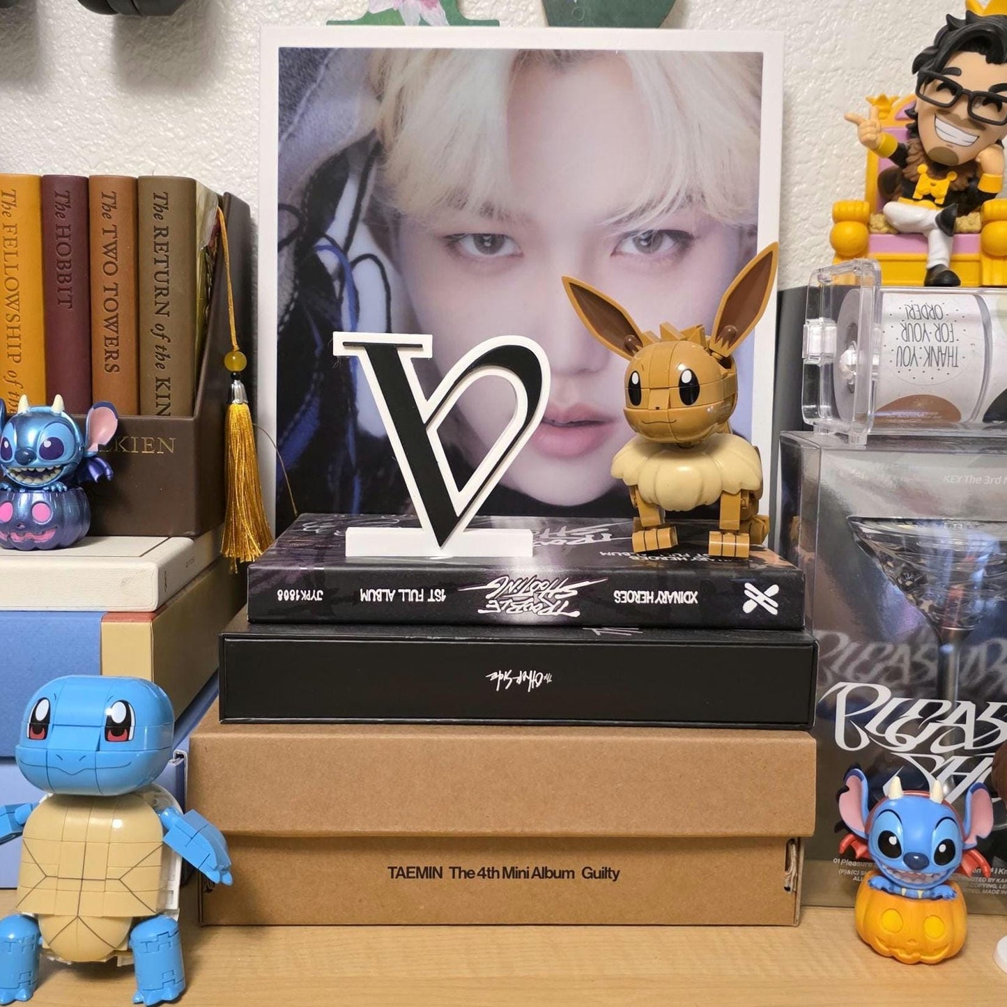 VIVIZ Standee