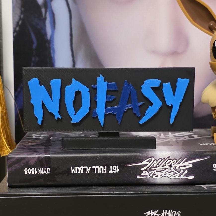 Stray Kids NOEASY Standee